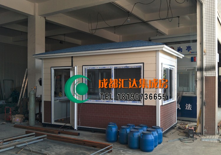 华能大厦金属雕花板岗亭.jpg