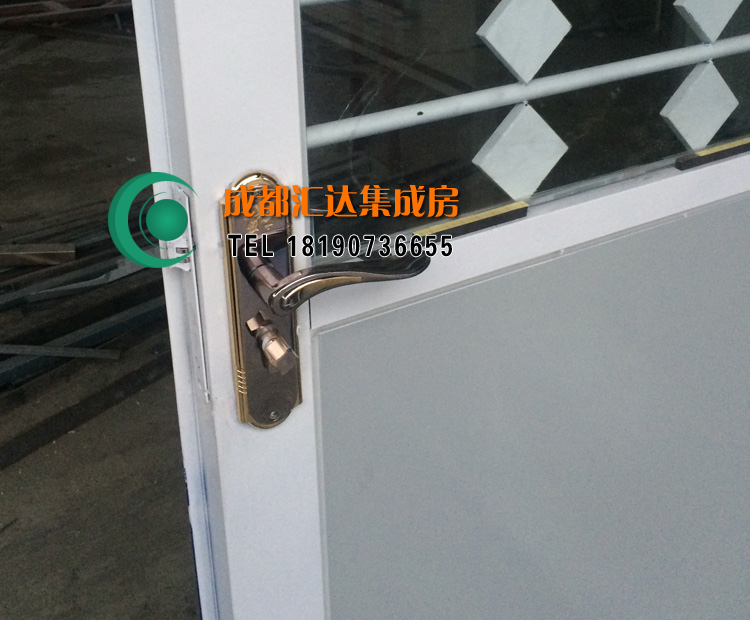 巴中光雾山景区治安警务亭.jpg